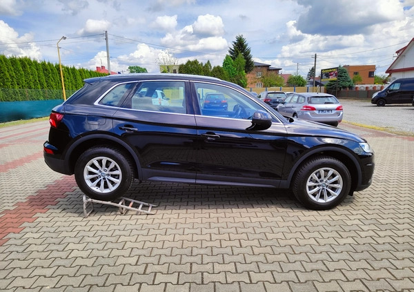 Audi Q5 cena 115900 przebieg: 58000, rok produkcji 2020 z Pruszcz Gdański małe 781